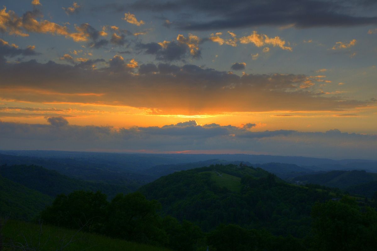 Soleil couchant sur Girbals